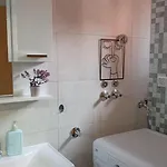 Sa Garazom I Internetom Apartamento