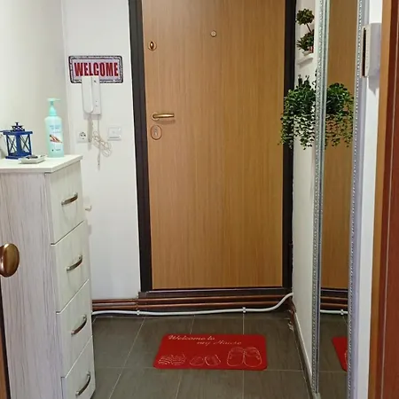 Apartament Sa Garazom I Internetom *
